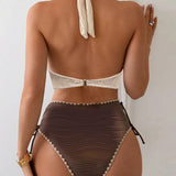 Conjunto de Biquíni de Duas Peças com Decote Halter e Estampa em Cores Contrastantes