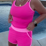 Tankini com Detalhes em Cores Contrastantes e Pregas