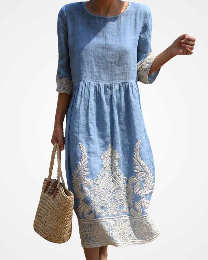 Tereza - Vestido com Bordado de Plantas e Flores