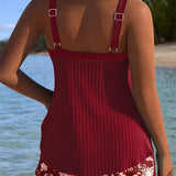 Conjunto de Tankini Listrado com Calções de Banho