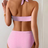 Conjunto de Banho Listrado em Dois Peças com Cintura Alta e Top Triangular