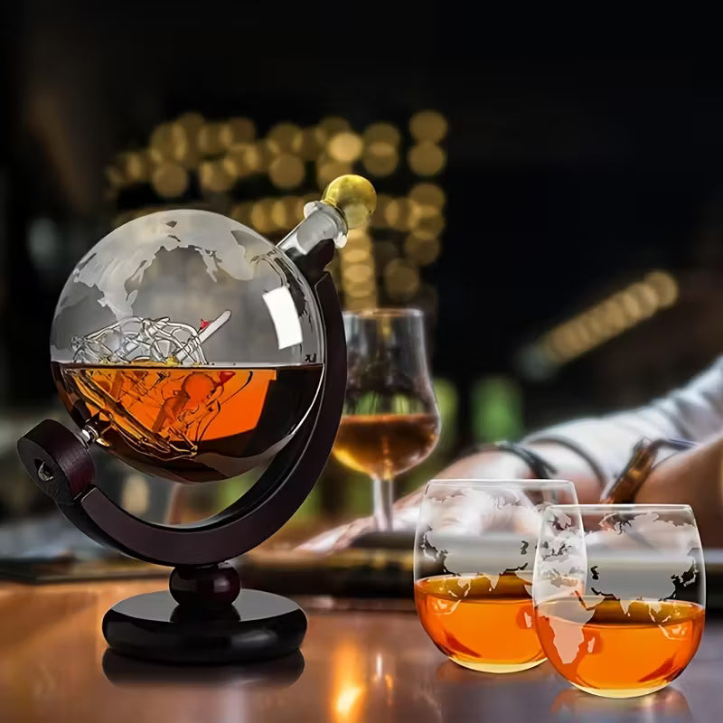 Conjunto Mapa do Mundo Botelha e copo de Whiskey