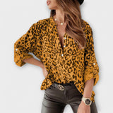 Iara | Blusa moderna com estampado de leopardo