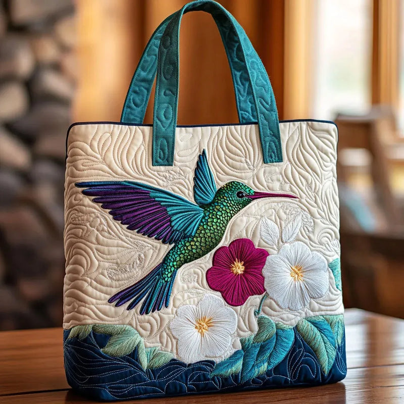 Bolsa Acolchoada Colibri com Flor Branca | Graça em Movimento