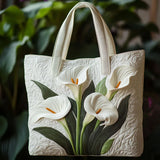 Bolsa Artesanal Almofadada Lírios Brancos | Elegância Serena