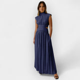 Vestidos elegantes com cortes