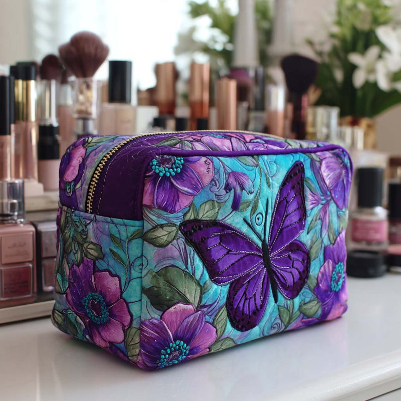 Necessaire acolchoada com estampa de borboletas e flores | Leveza que Encanta