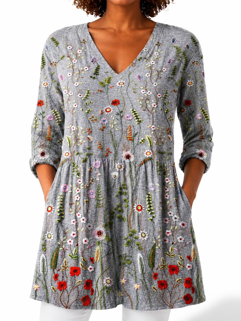 Amélia | Blusa Larga com Decote em V