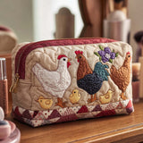 Necessaire acolchoada com estampa de galinha no ninho | Simplicidade que Encanta