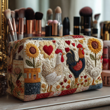 Quilted Beauty Case with Chickens in the Valley | Beleza Atemporal