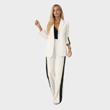 Ewa - Conjunto com blazer ajustado