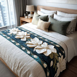 Caminho de Cama Magnólia da Meia-Noite | Delicadeza Floral