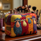 Necessaire Almofadada com Ovelha Arco-Íris | Calor da Quinta