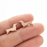 Aros de cão teckel – Brincos minimalistas de metal