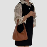Ávi - Bolsa de Elegância