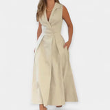 Vestido midi com decote