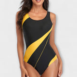 Traje de banho desportivo de uma peça com costas à mostra