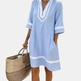 Clara | Vestido leve às riscas com decote em V