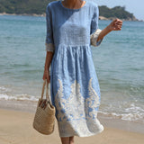 Tereza - Vestido com Bordado de Plantas e Flores